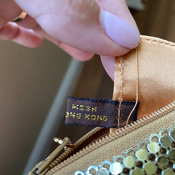 Vintage Lyrella Brand Gold Tone Mesh Metal Snake Chain Strap Purse/Handbag 1940' - Picture 9 of 12